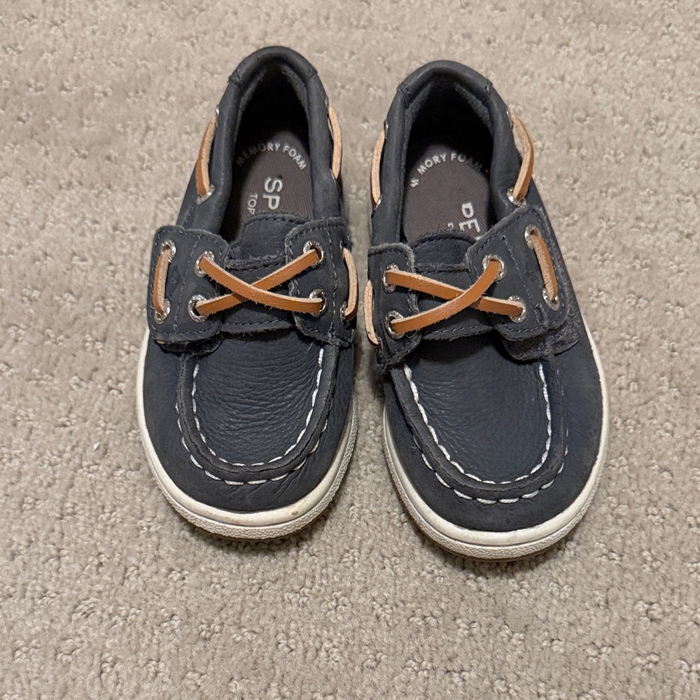 Sperry Kids boat shoes - Navy and Tan